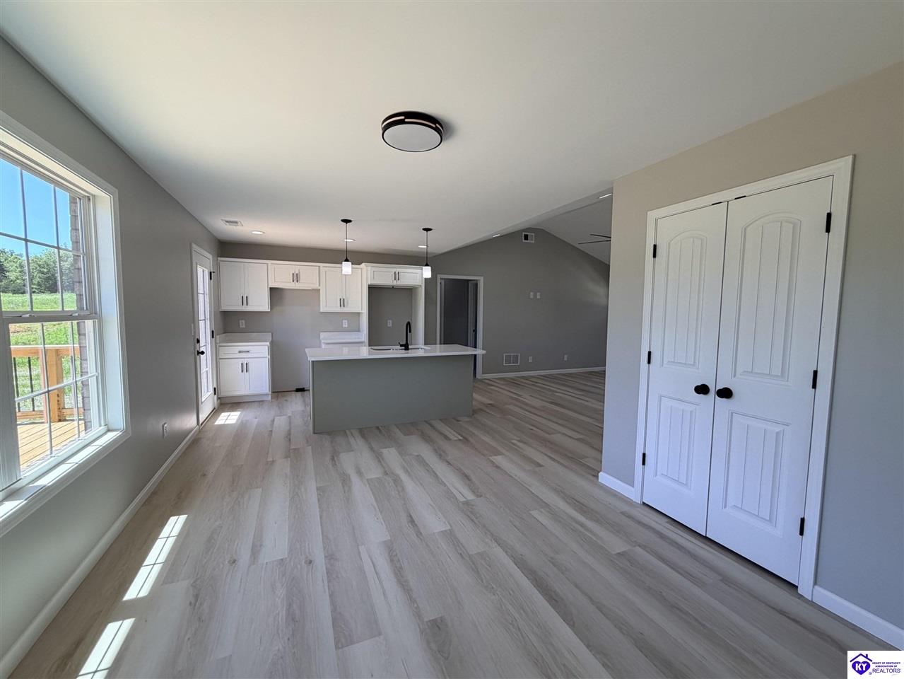 104 American Drive Property Photo 9