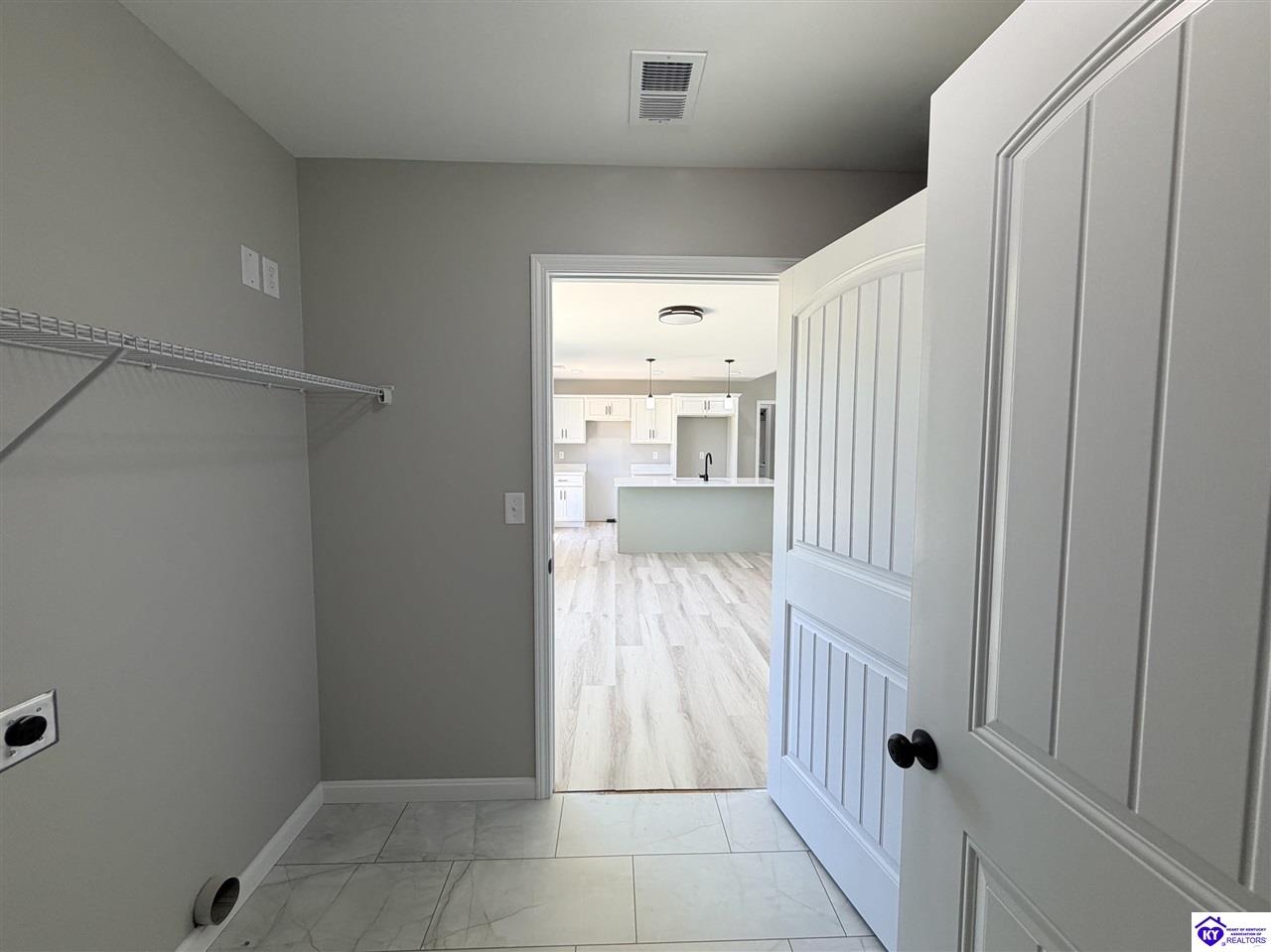 104 American Drive Property Photo 10