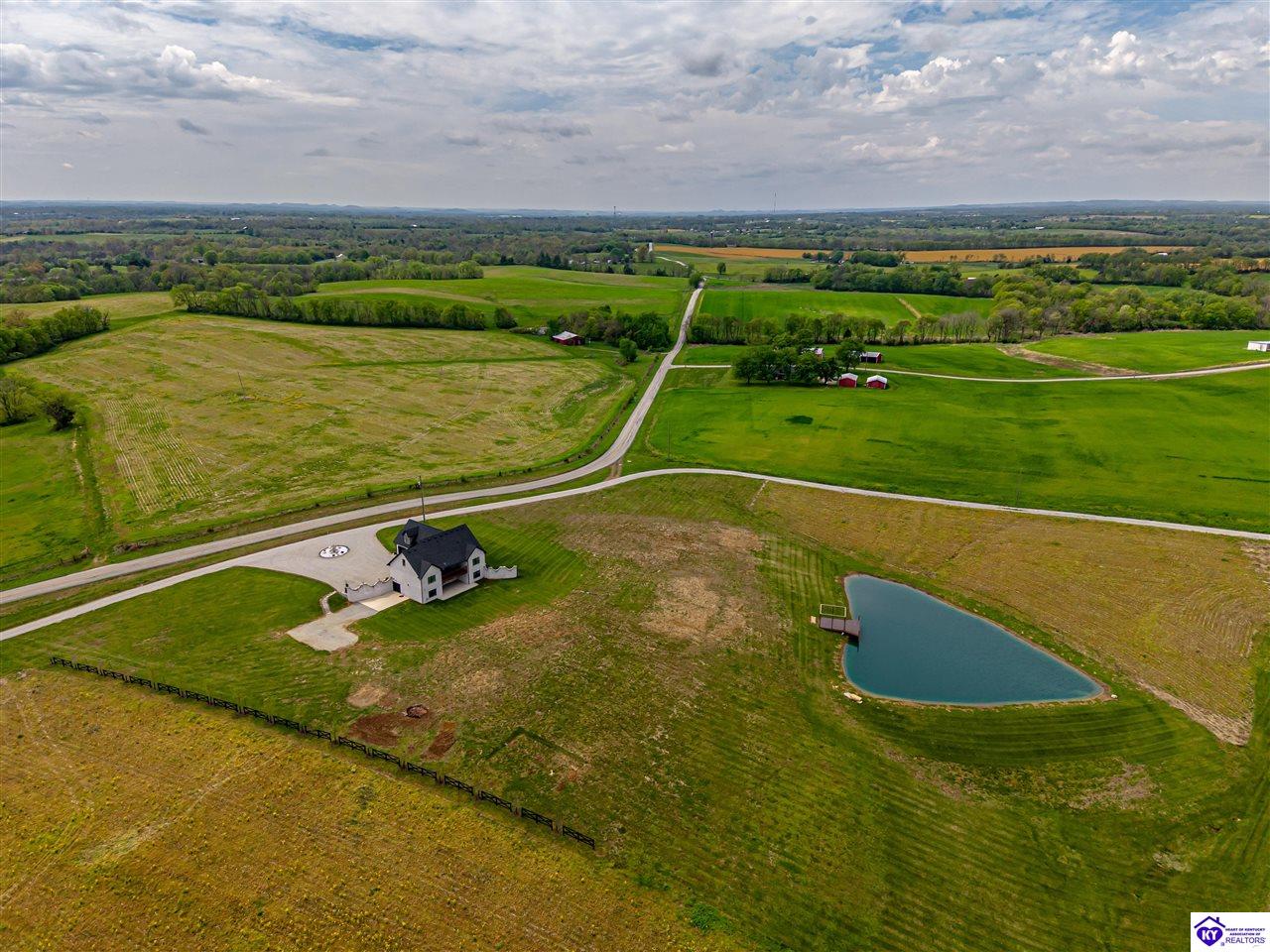140 Stringtown Road Property Photo 30