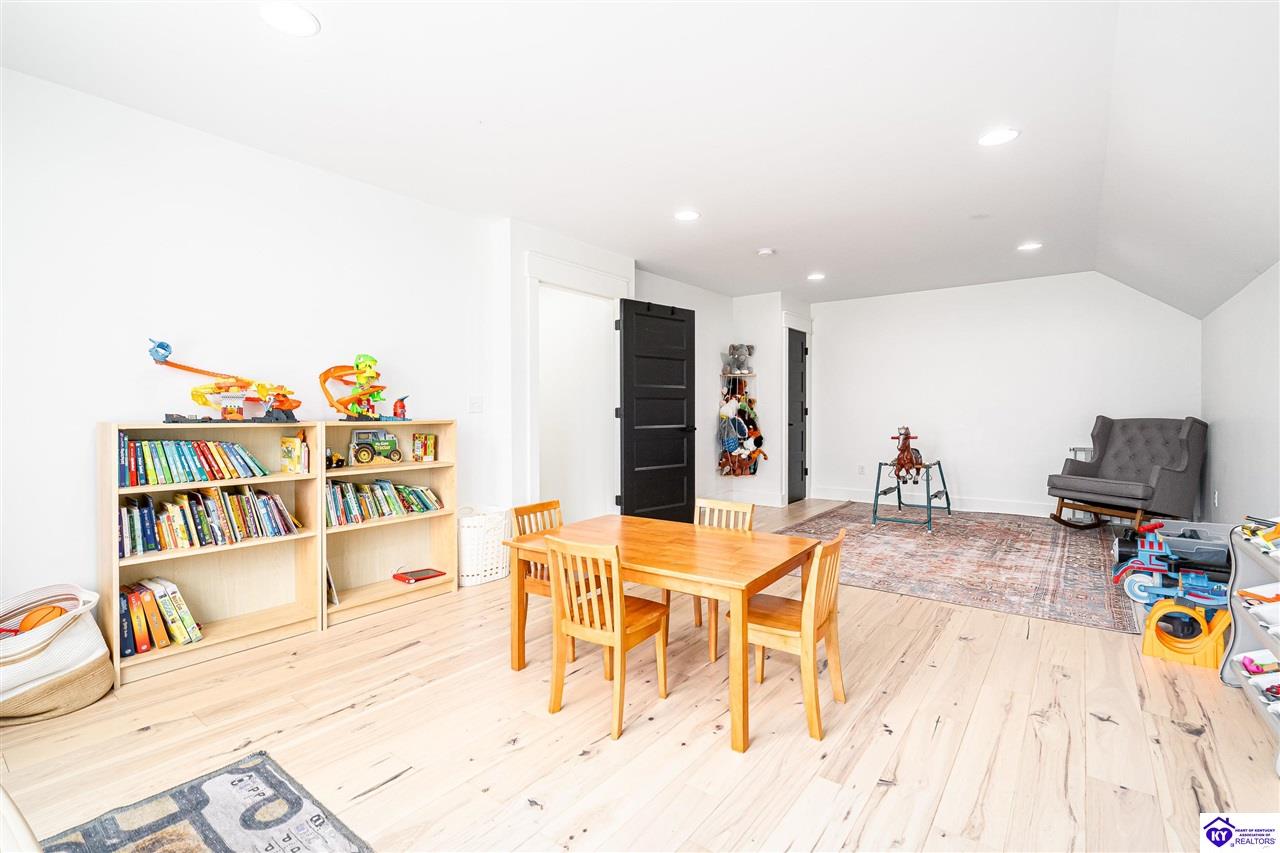 385 Tules Creek Road Property Photo 45