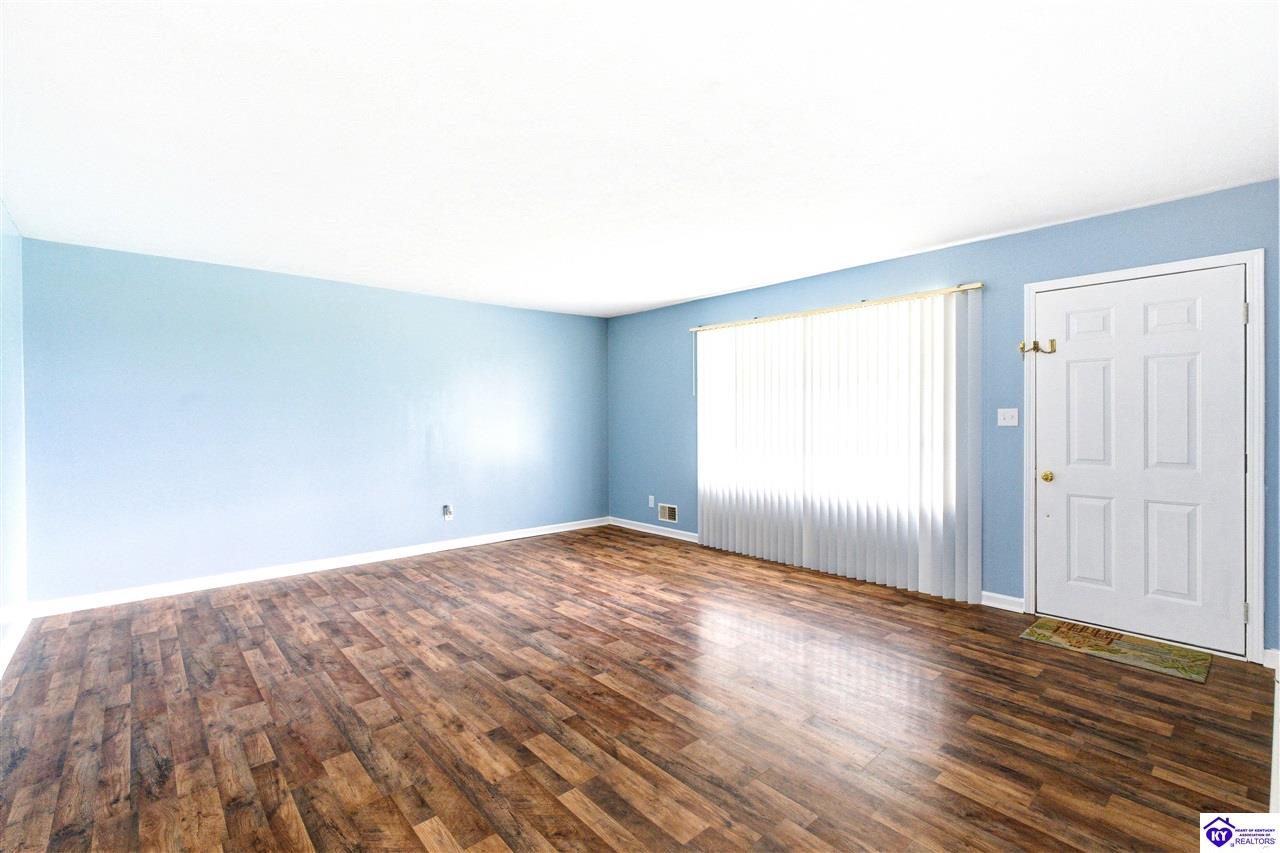 140 Peddlers Run Road Property Photo 6