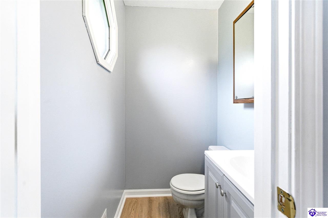 140 Peddlers Run Road Property Photo 16