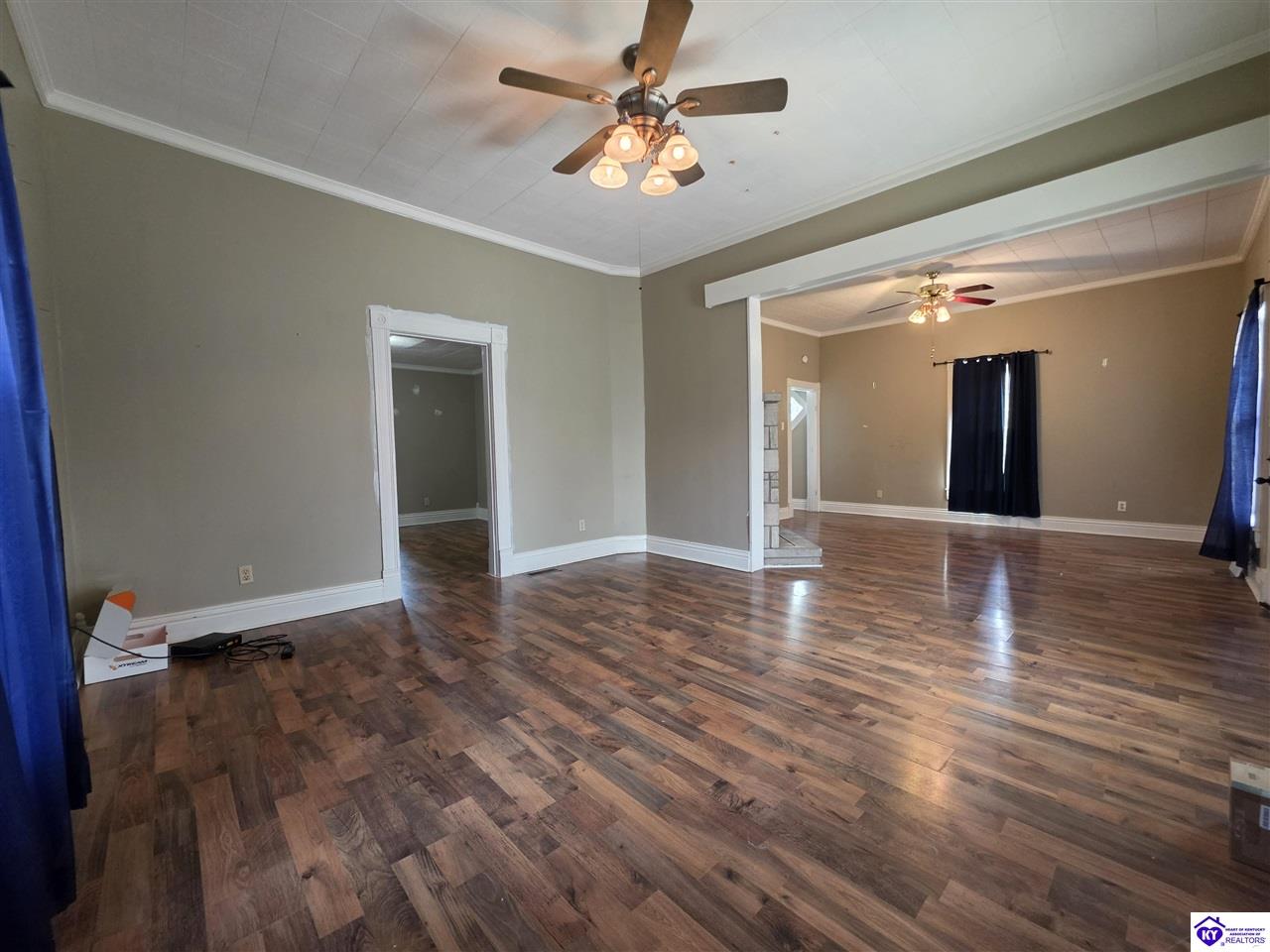 304 N Walnut Property Photo 4