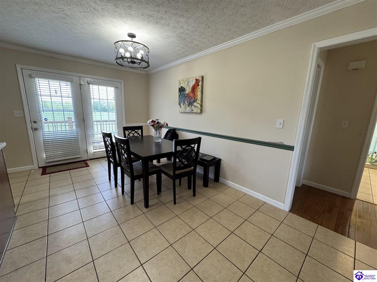 128 Rolling Acres Property Photo 8
