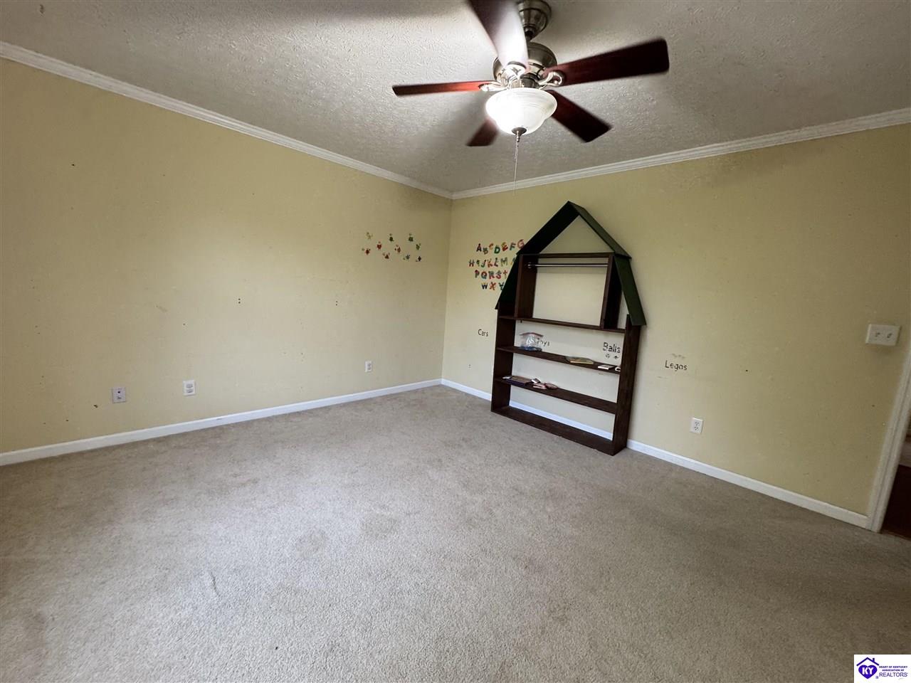 128 Rolling Acres Property Photo 22