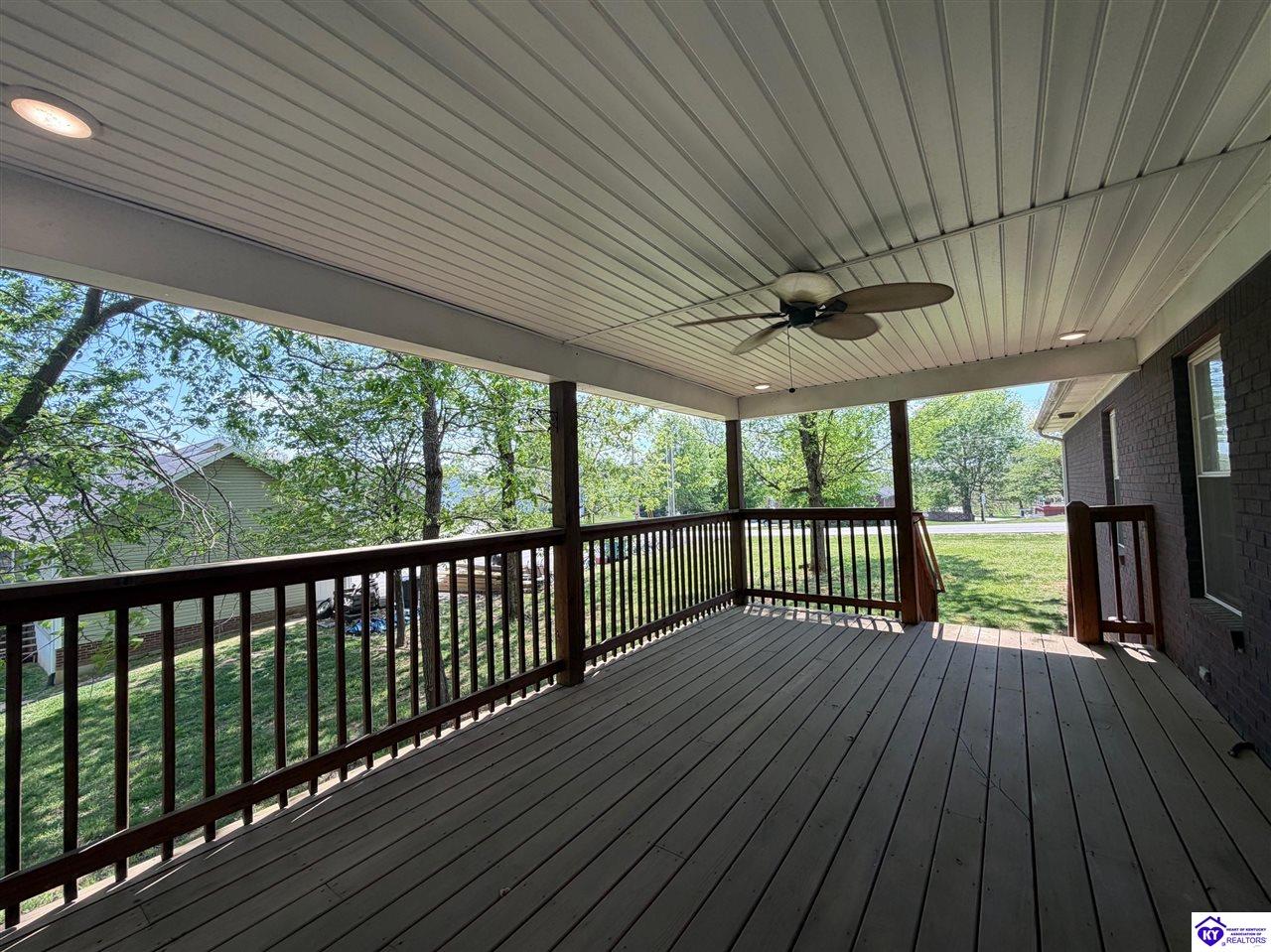 154 River Cliff Boulevard Property Photo 8