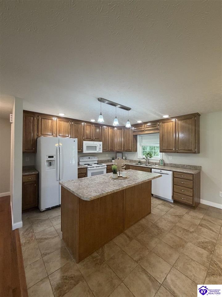 154 River Cliff Boulevard Property Photo 9