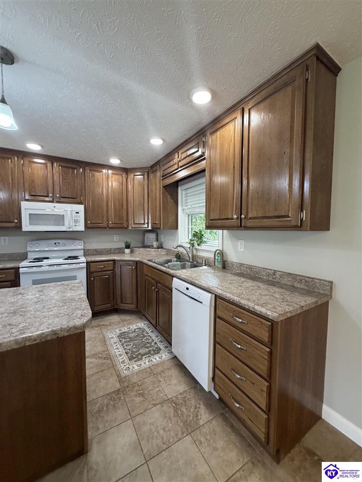 154 River Cliff Boulevard Property Photo 10
