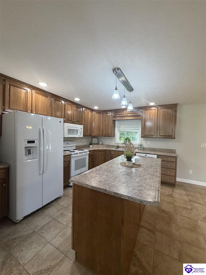 154 River Cliff Boulevard Property Photo 14