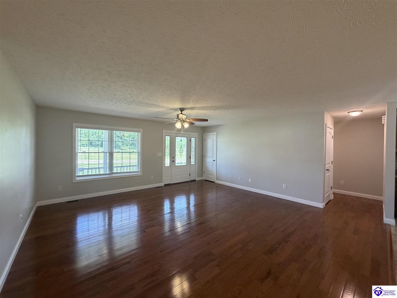 154 River Cliff Boulevard Property Photo 20