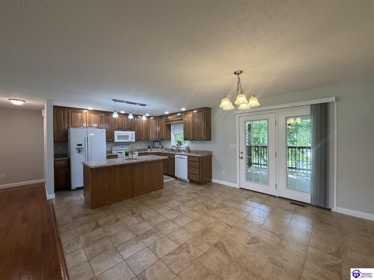154 River Cliff Boulevard Property Photo 21