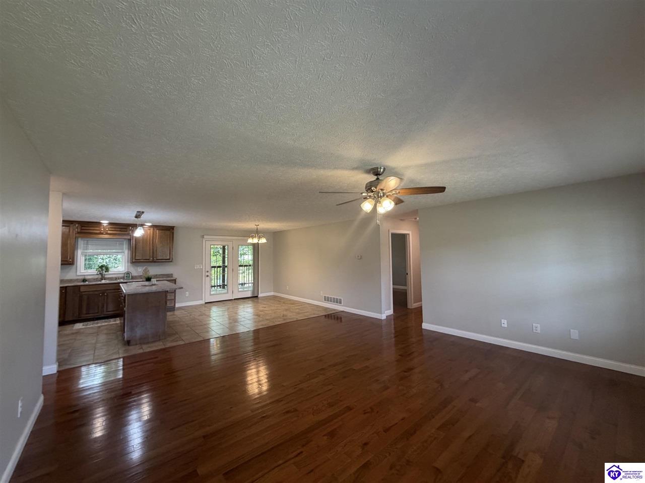 154 River Cliff Boulevard Property Photo 24