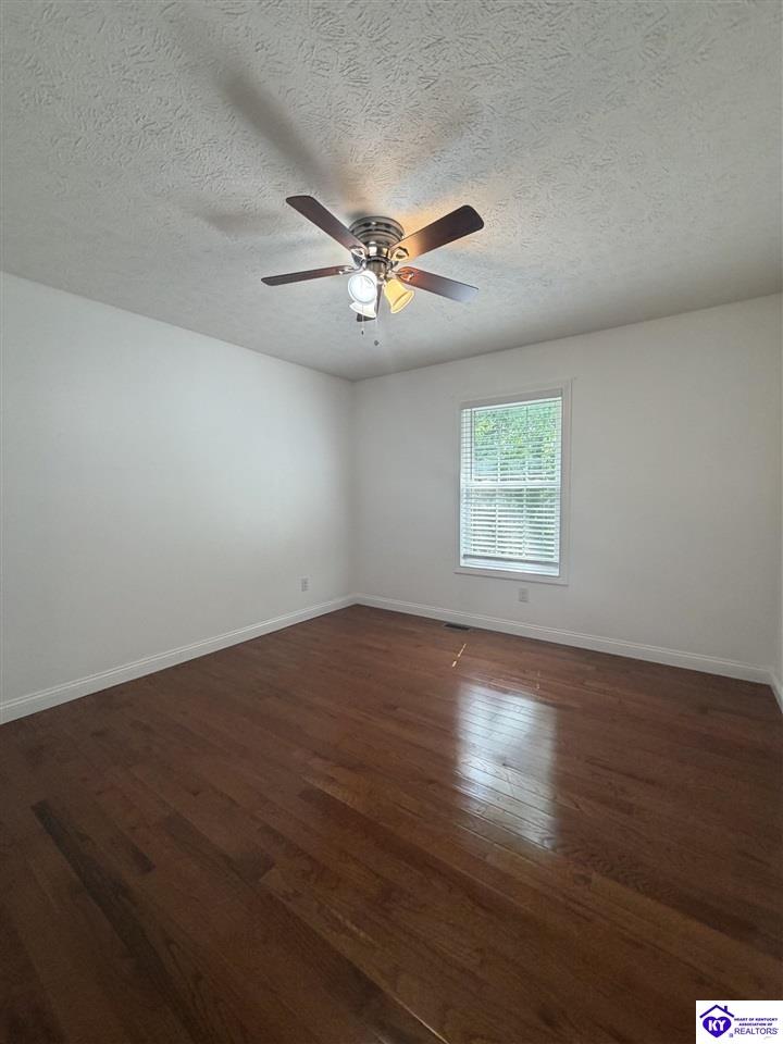 154 River Cliff Boulevard Property Photo 30