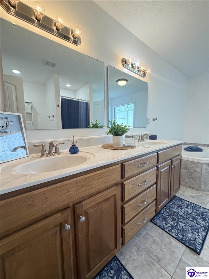 154 River Cliff Boulevard Property Photo 42