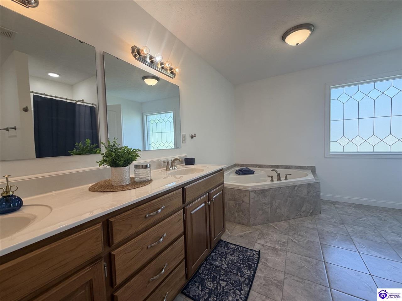 154 River Cliff Boulevard Property Photo 46