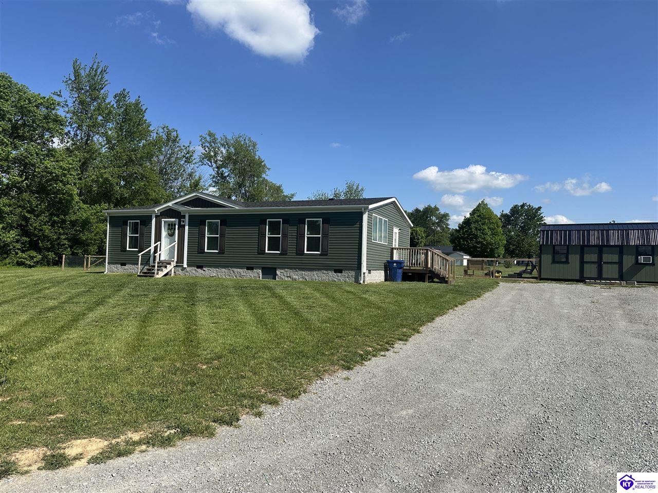 140 Sheila Drive Property Photo 2