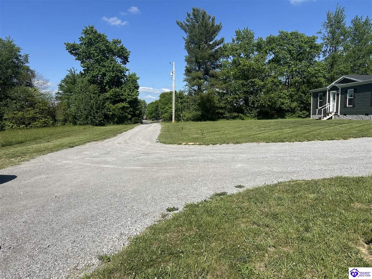 140 Sheila Drive Property Photo 22