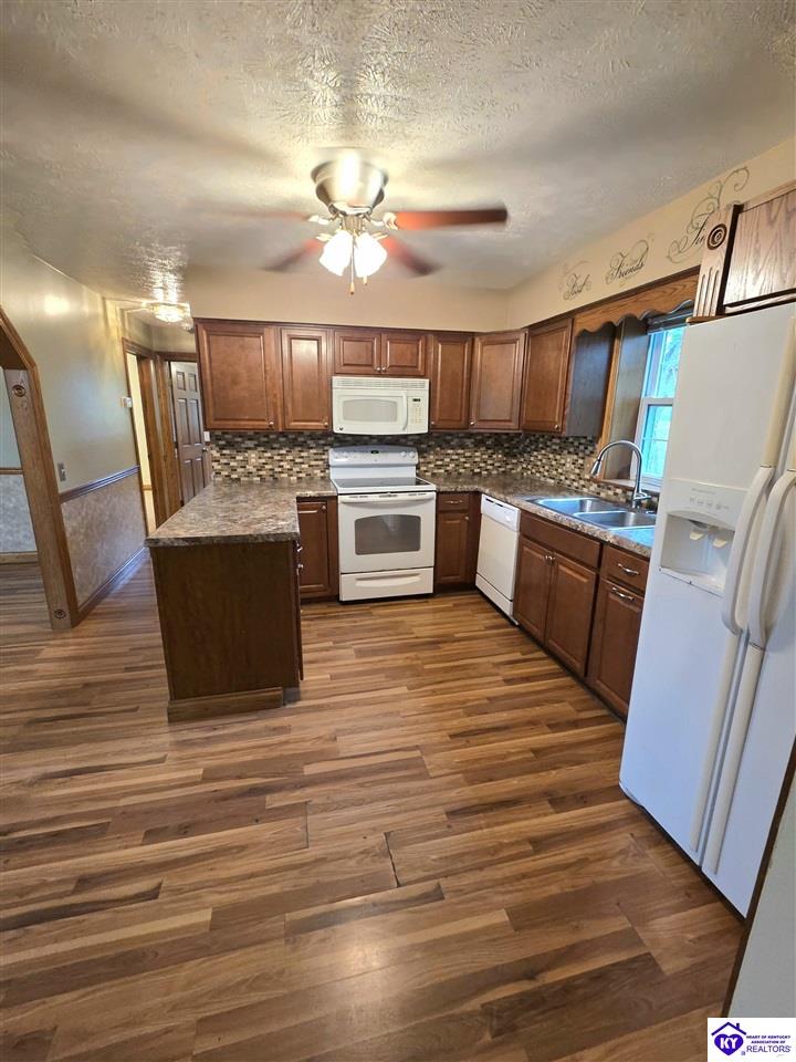 4977 Wax Road Property Photo 16