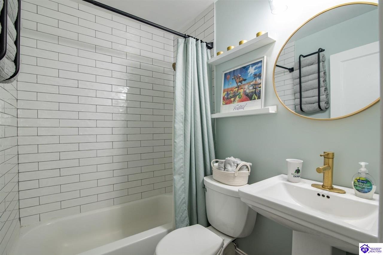 720 Gheens Avenue Property Photo 21
