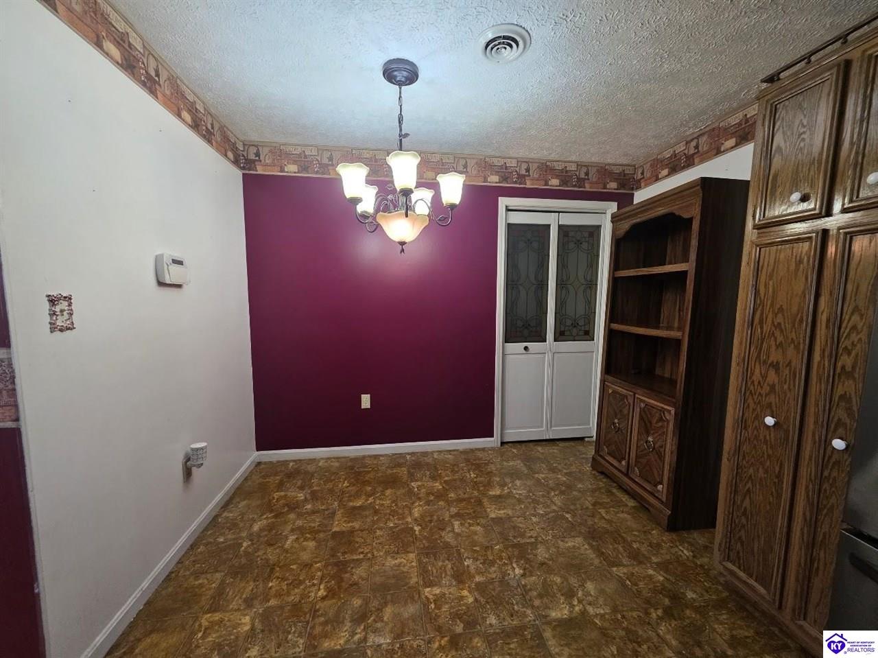 200 Lyle Road Property Photo 4