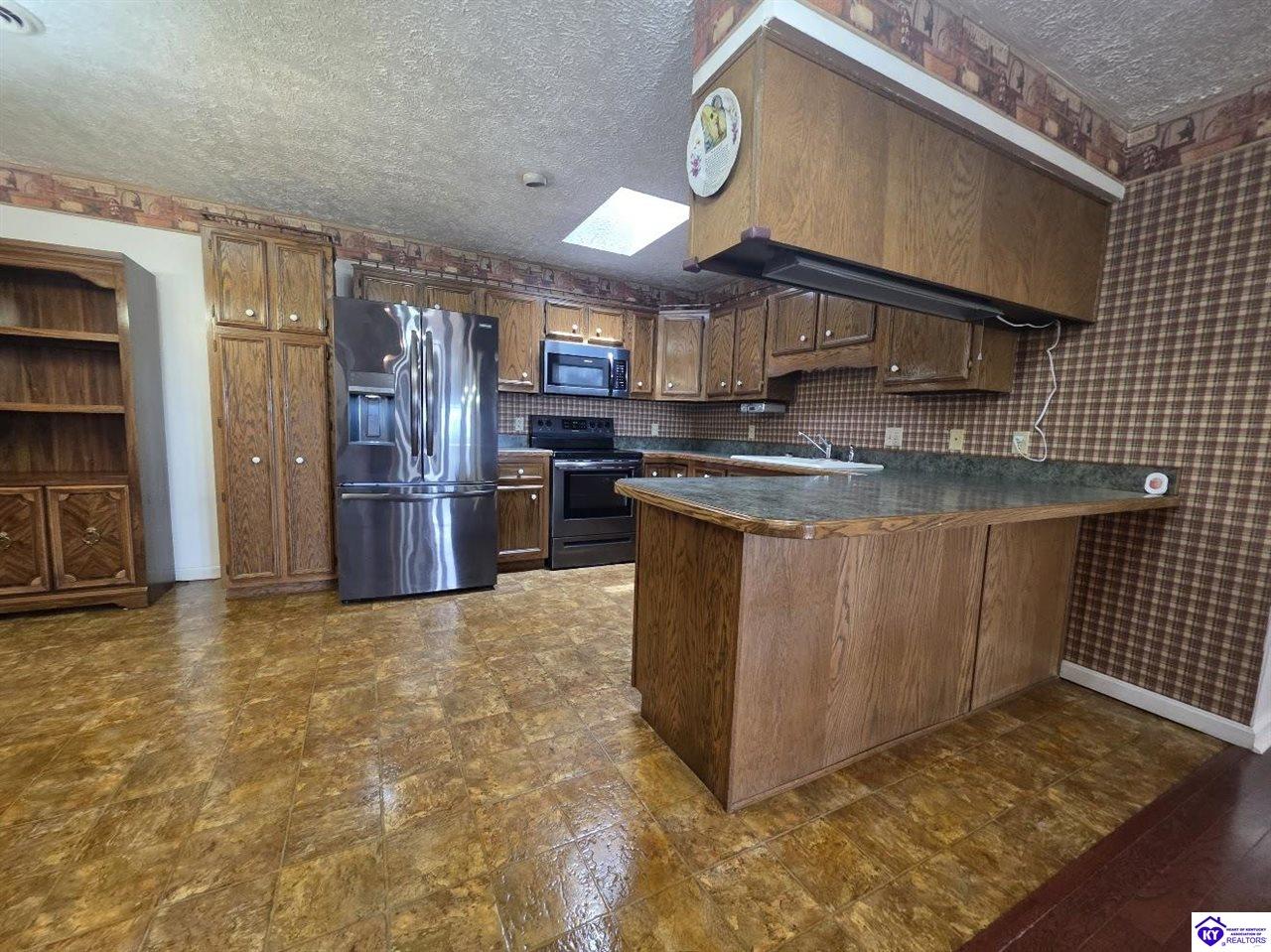 200 Lyle Road Property Photo 9