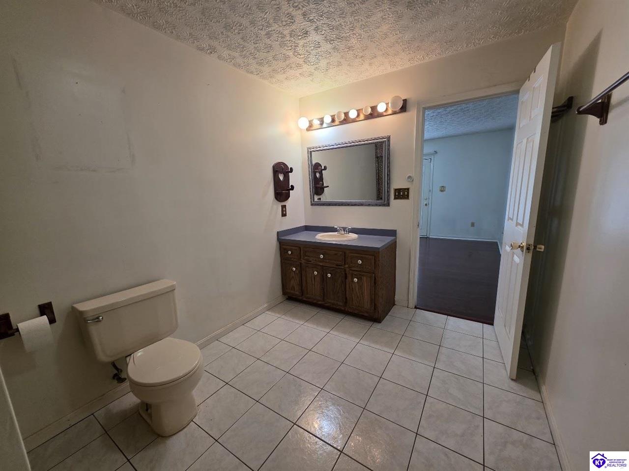 200 Lyle Road Property Photo 15