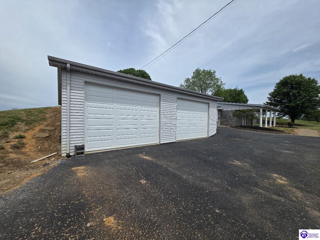 200 Lyle Road Property Photo 21