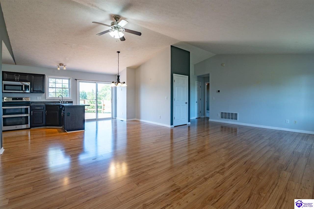 110 Walter Reed Road Property Photo 5