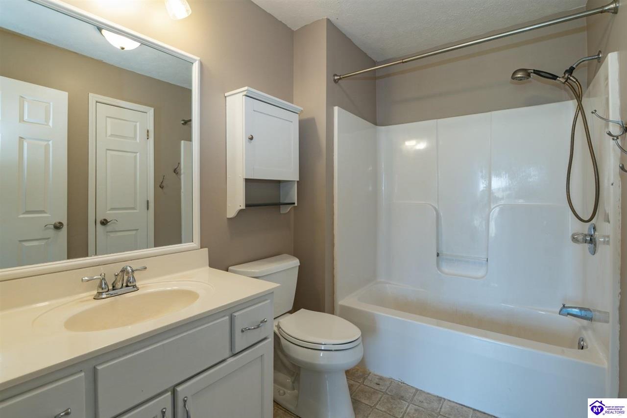 110 Walter Reed Road Property Photo 26