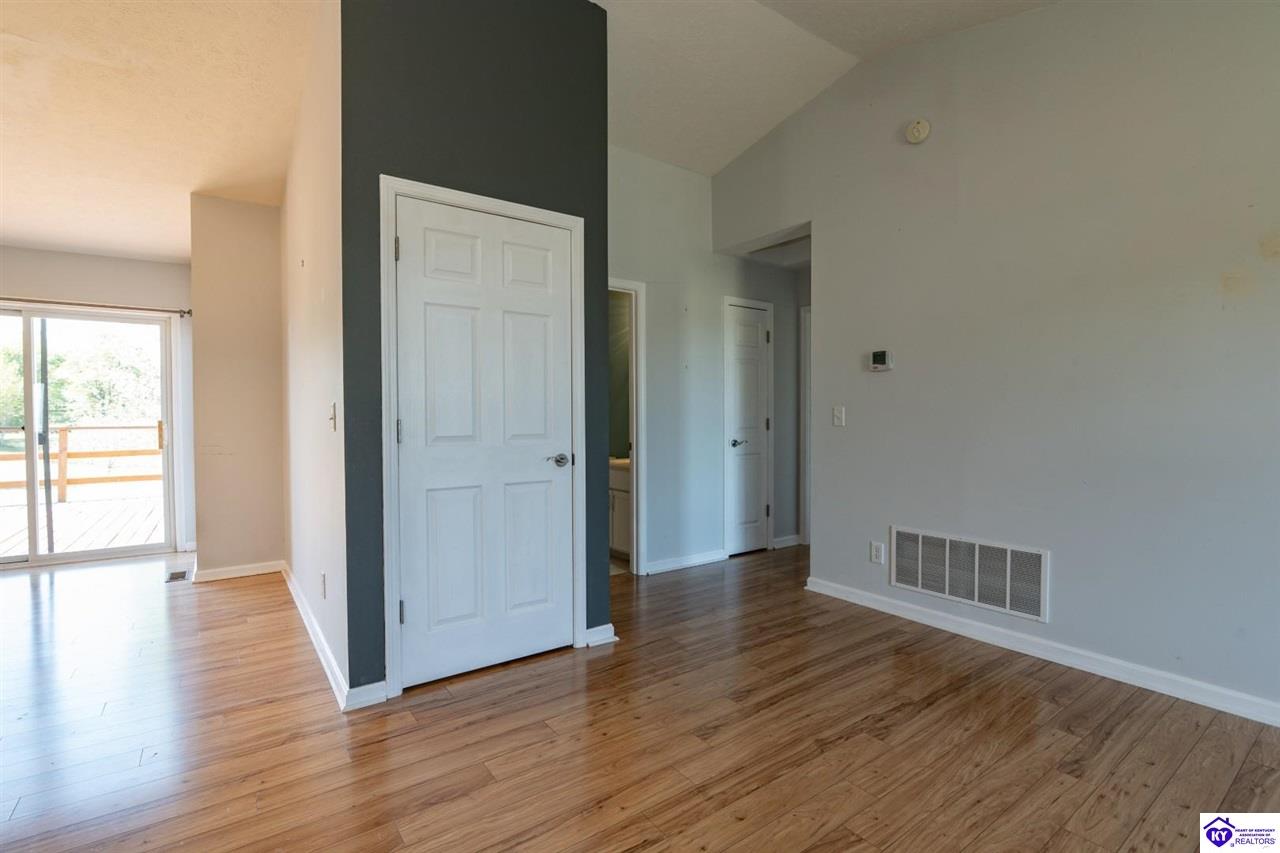 110 Walter Reed Road Property Photo 27