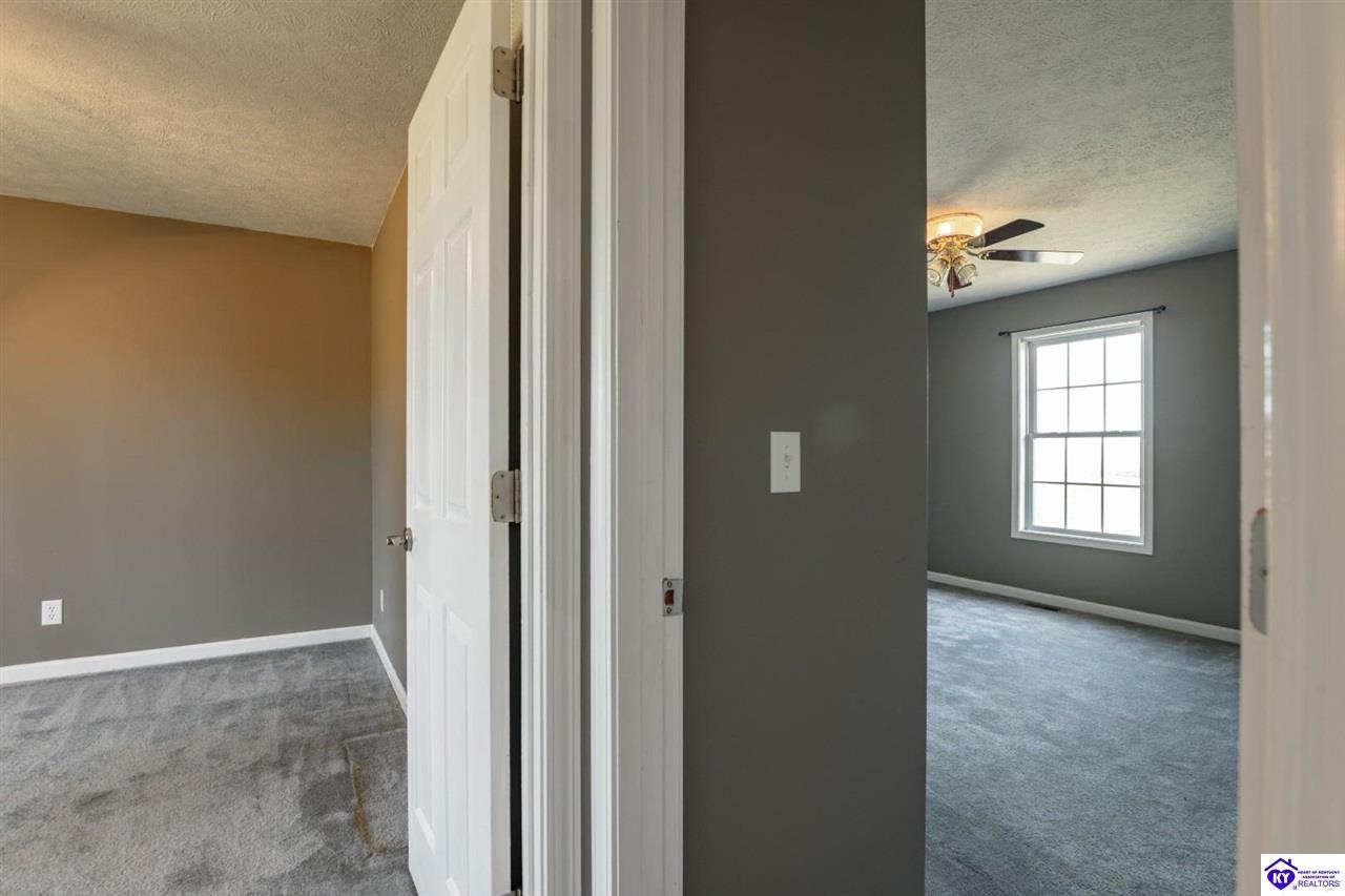 110 Walter Reed Road Property Photo 32