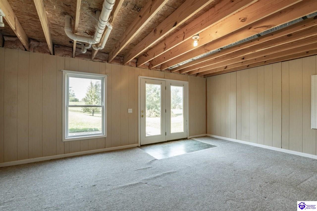 110 Walter Reed Road Property Photo 40
