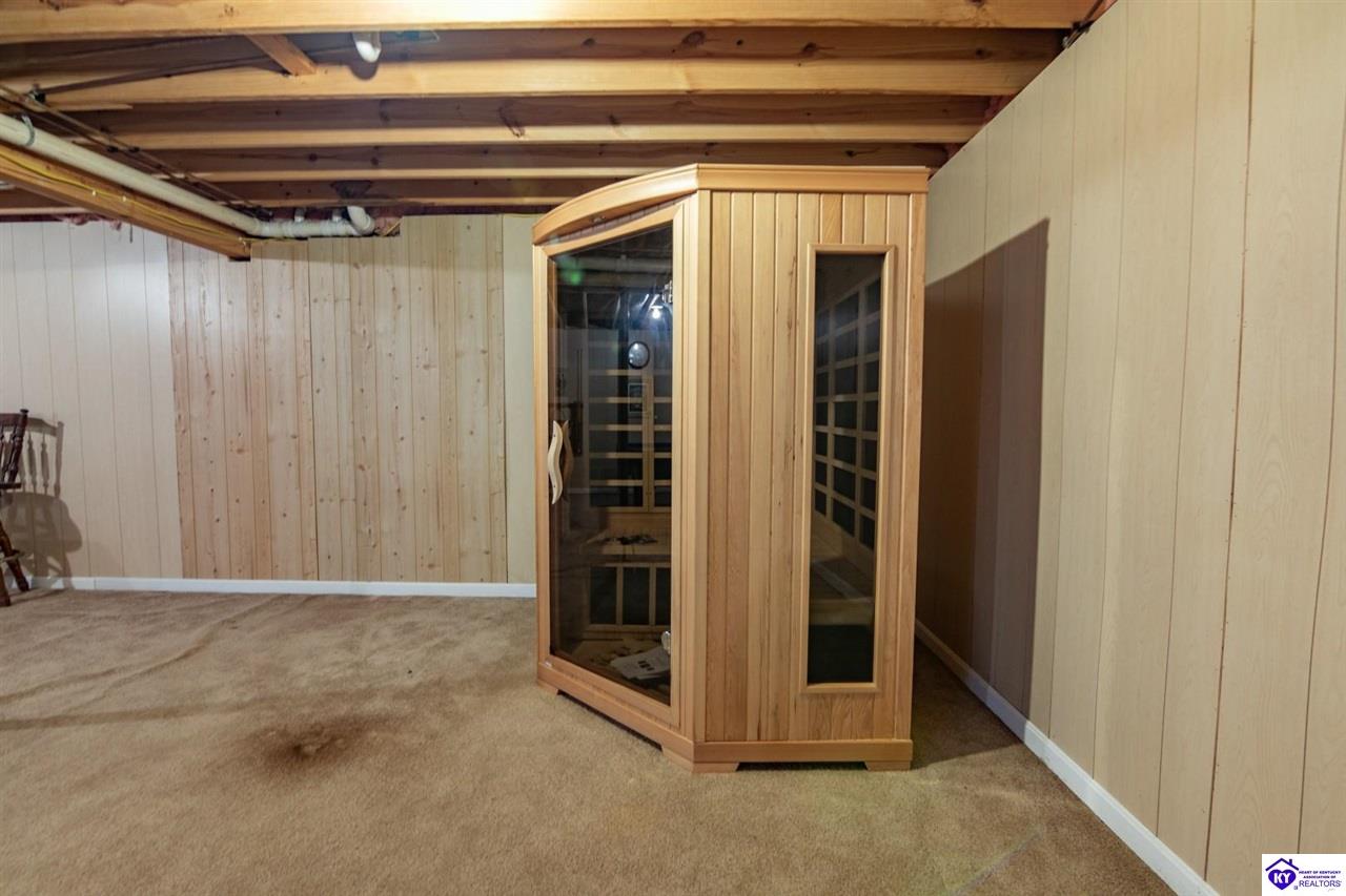 110 Walter Reed Road Property Photo 44