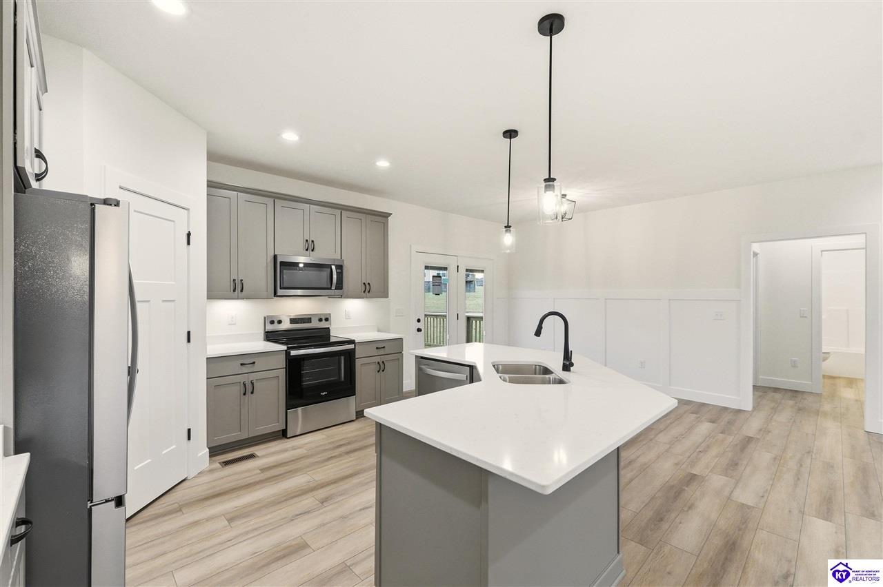 57 D Wayne Circle Property Photo 10