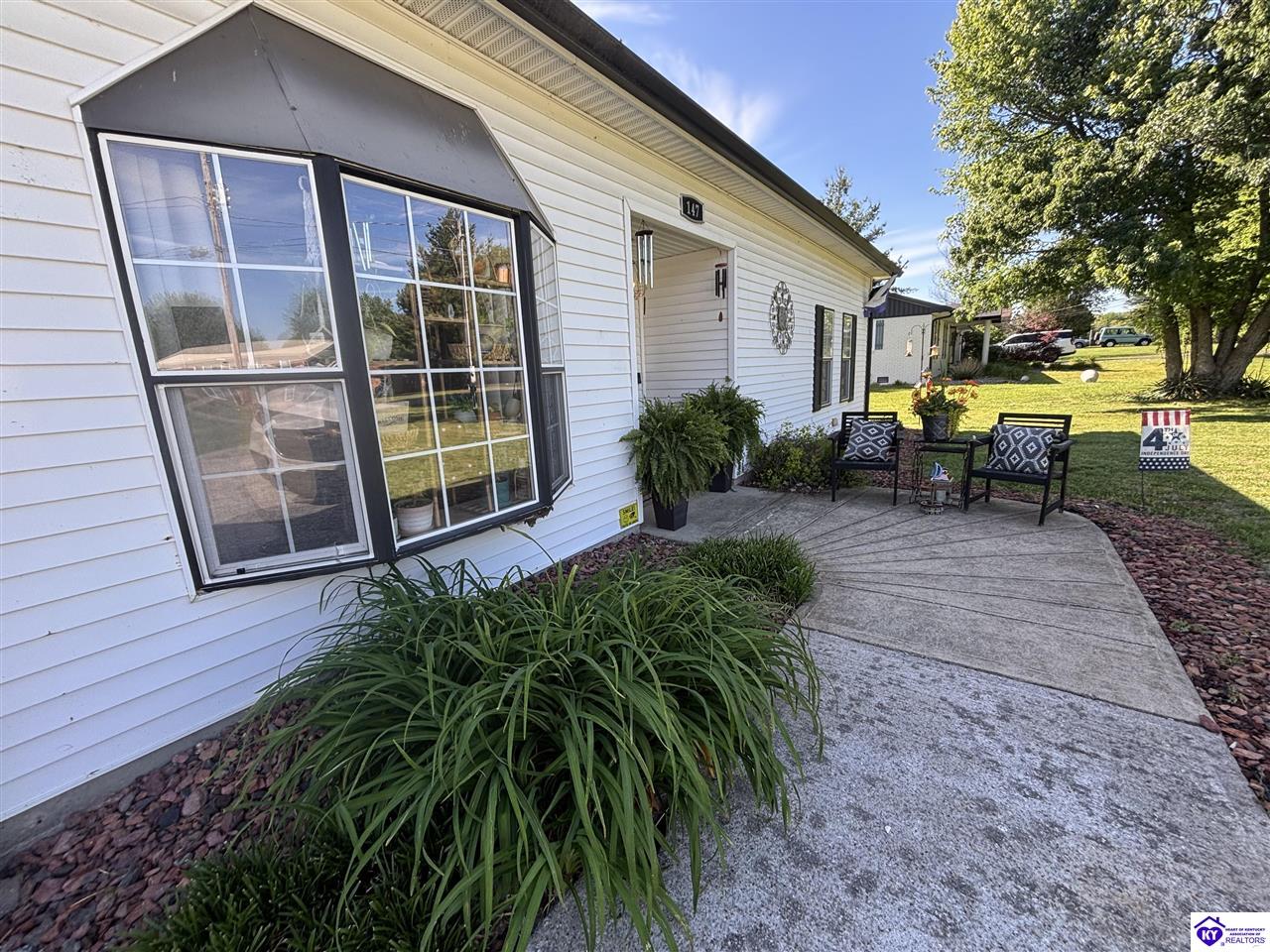 147 Long Acre Drive Property Photo 17
