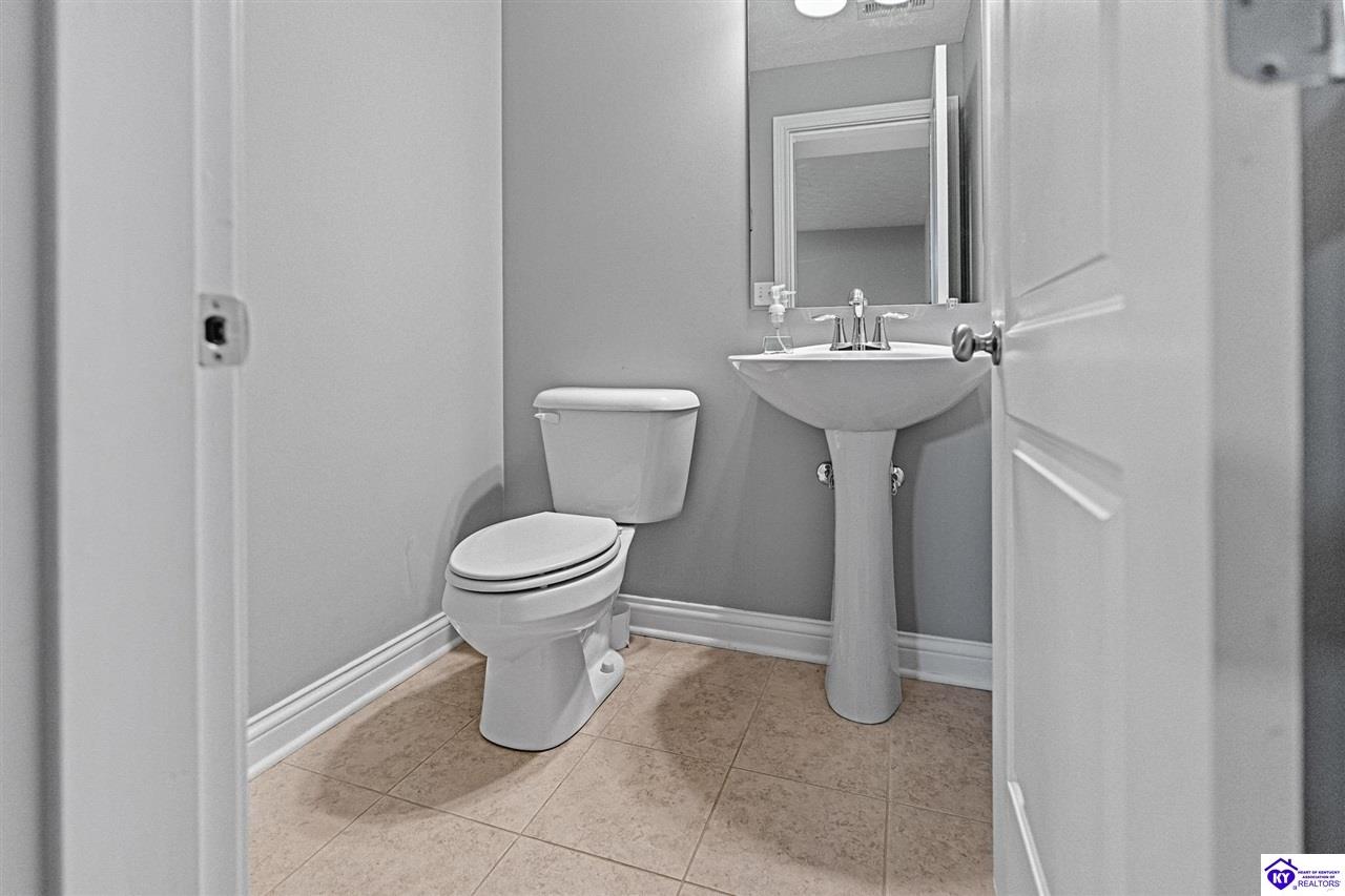 201 Butterfield Drive Property Photo 25