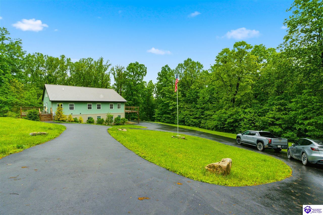 343 Pipeline Road Property Photo 3