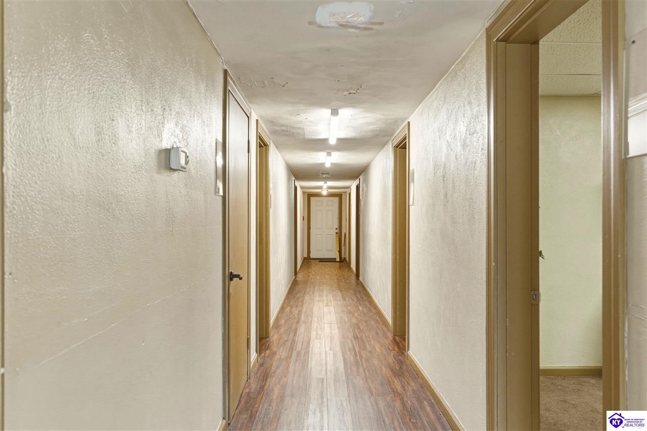 13908 Dixie Highway Property Photo 21