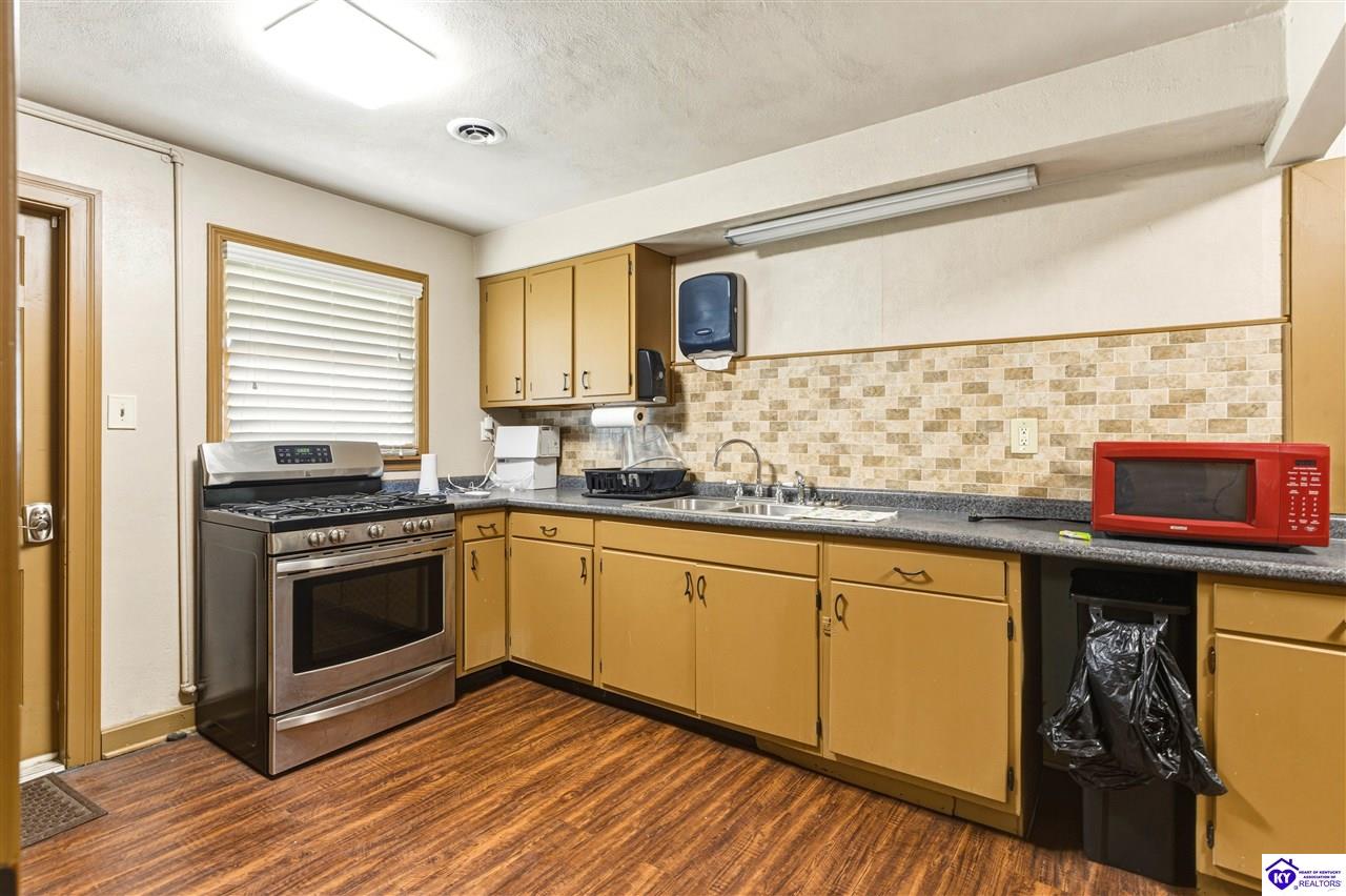 13908 Dixie Highway Property Photo 32