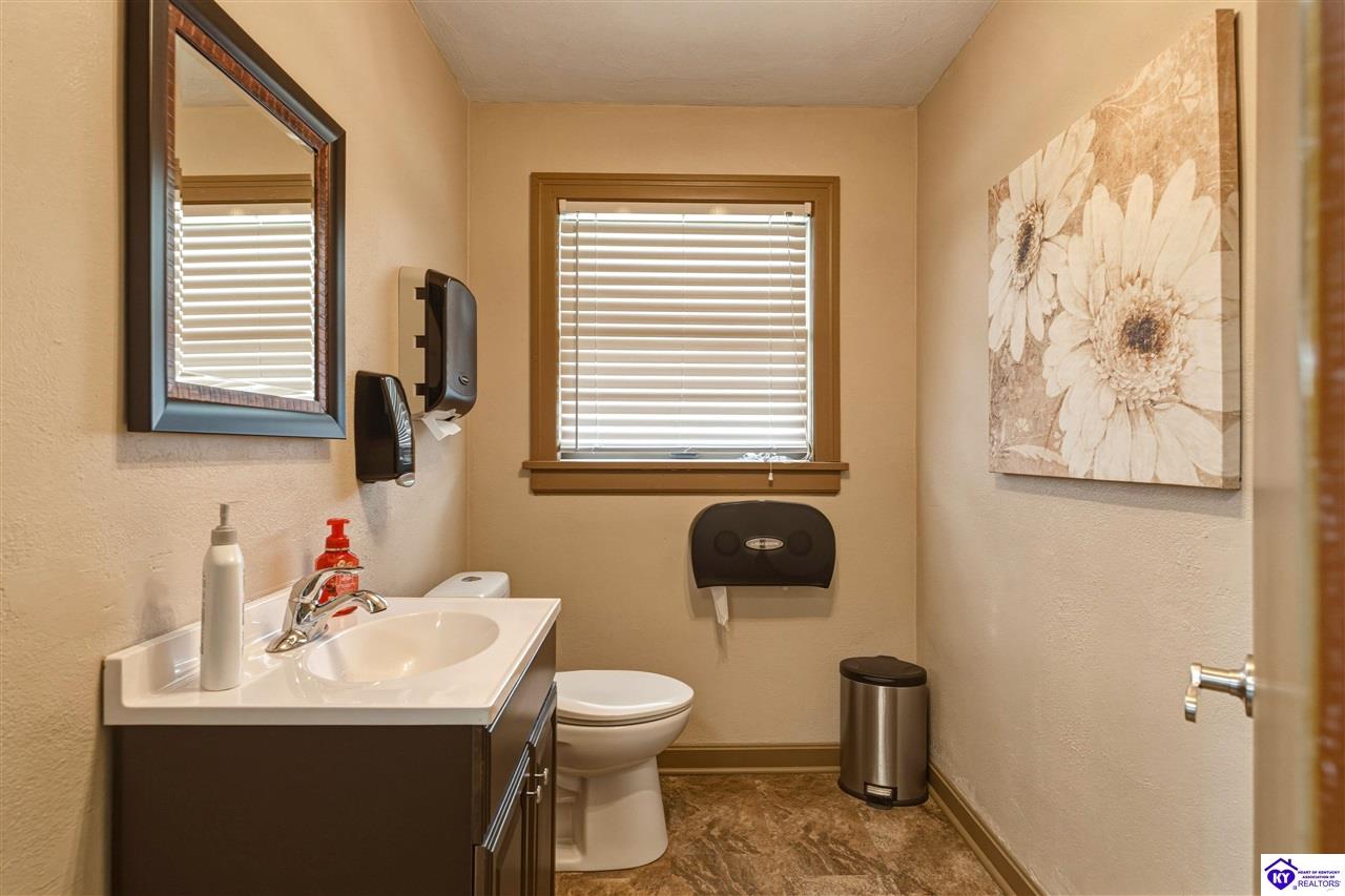 13908 Dixie Highway Property Photo 37