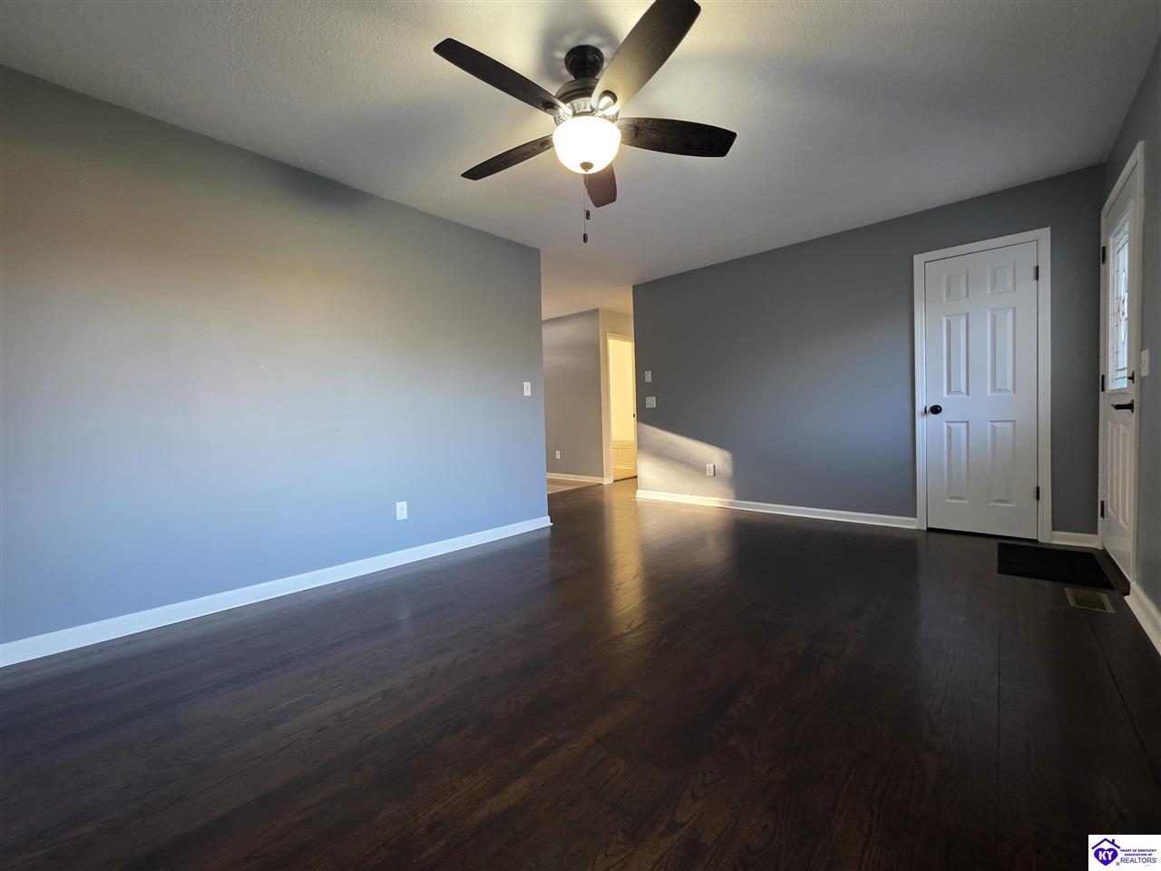454 Pinewood Drive Property Photo 10