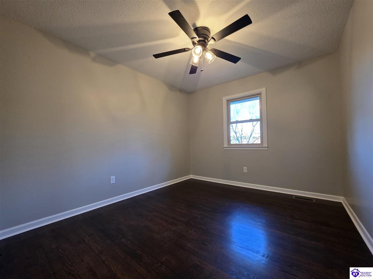 454 Pinewood Drive Property Photo 17