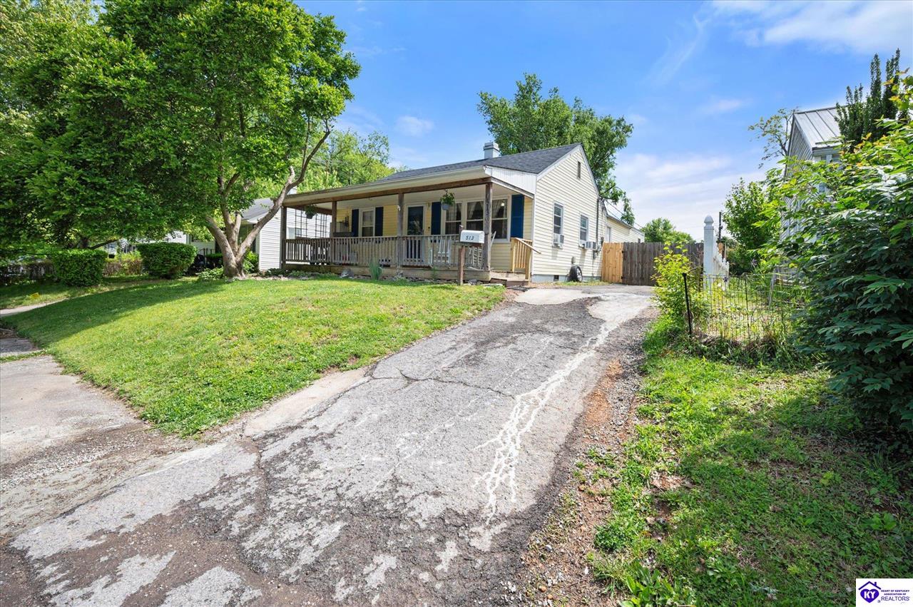 513 Village Drive Property Photo 3