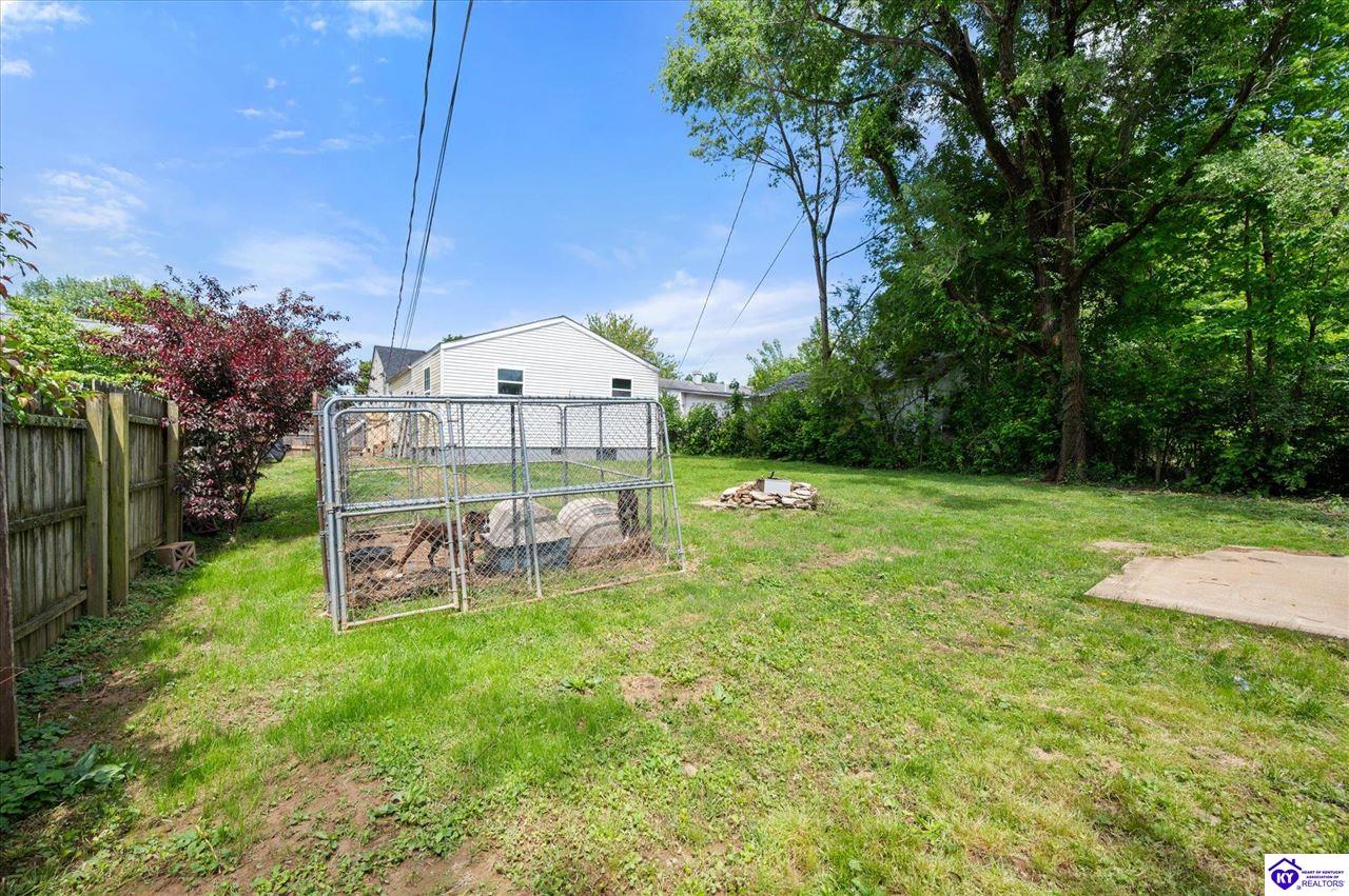 513 Village Drive Property Photo 10