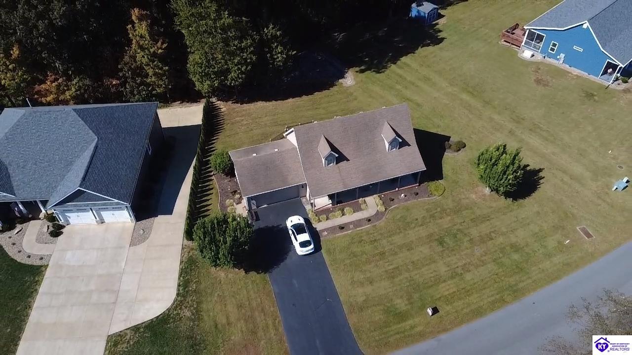 909 Forest Hills Drive Property Photo 34