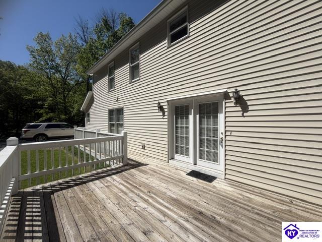 112 Cliff Top Drive Property Photo 4