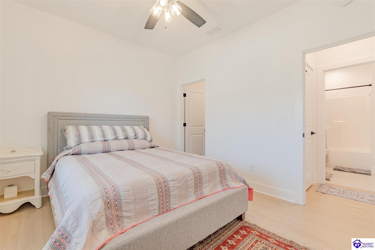105 Marion Court Property Photo 11