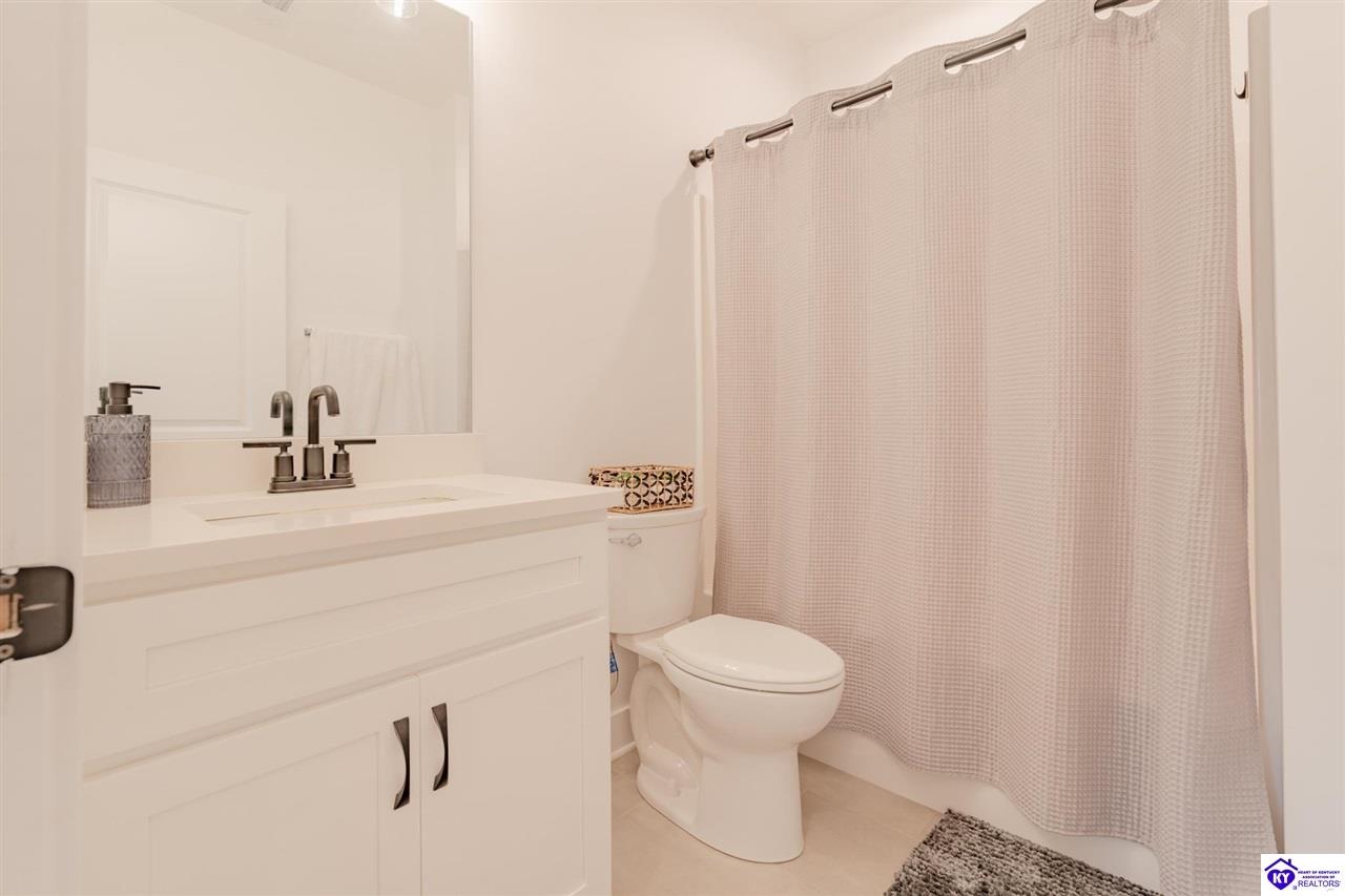 105 Marion Court Property Photo 12