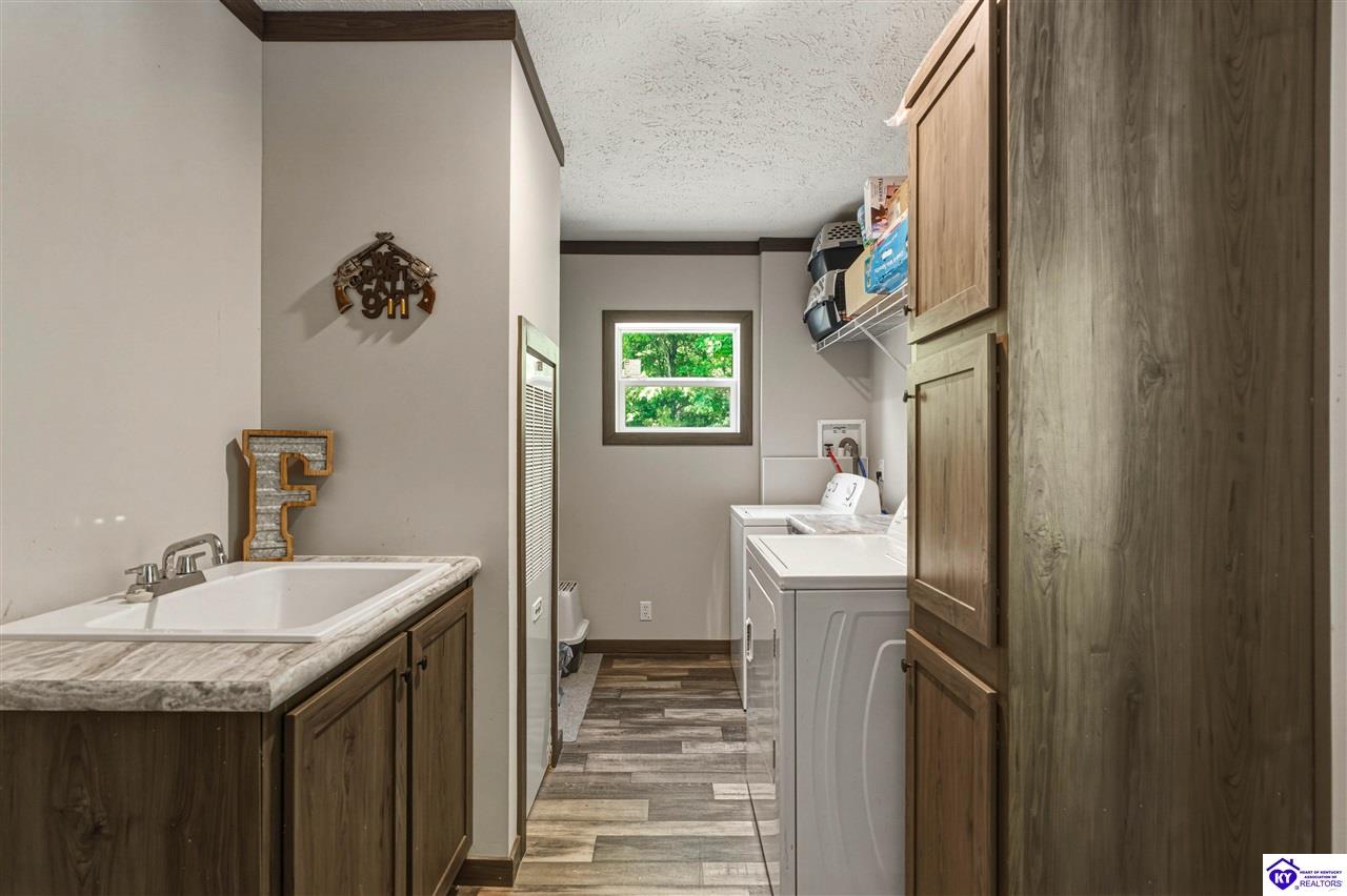 213 Hardin Drive Property Photo 15