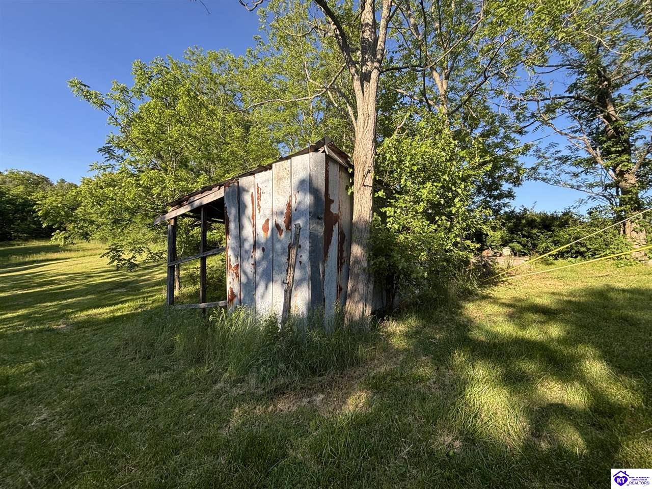 4574 Payneville Road Property Photo 13